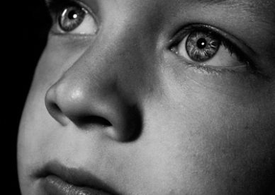وجه طفل حزين Sad Boy DP Images صور رمزيات حالات خلفيات عرض واتس اب انستقرام فيس بوك - رمزياتي